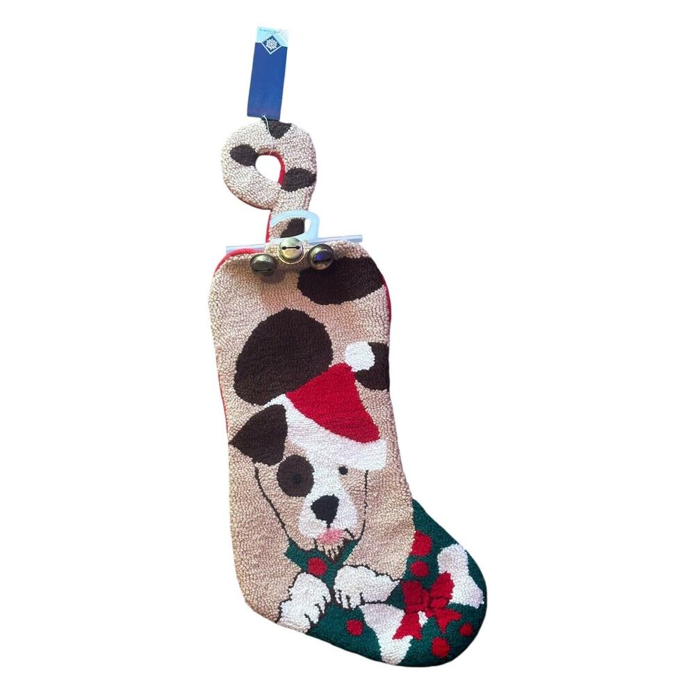 Hooked Yarn Hanging Tail Boxer Dog Christmas Stocking Bells NWT Crystal Snow